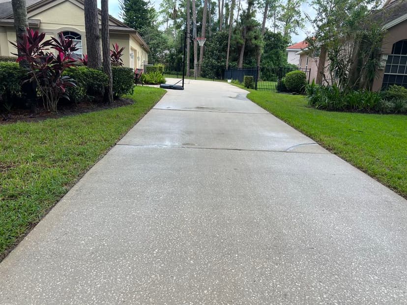 Cutting-Edge Equipment's image